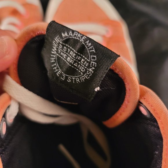 Adidas Women Basketball Canvas Shoes M19701Size 8 Pink Very Rare Limited - Picture 2 of 8